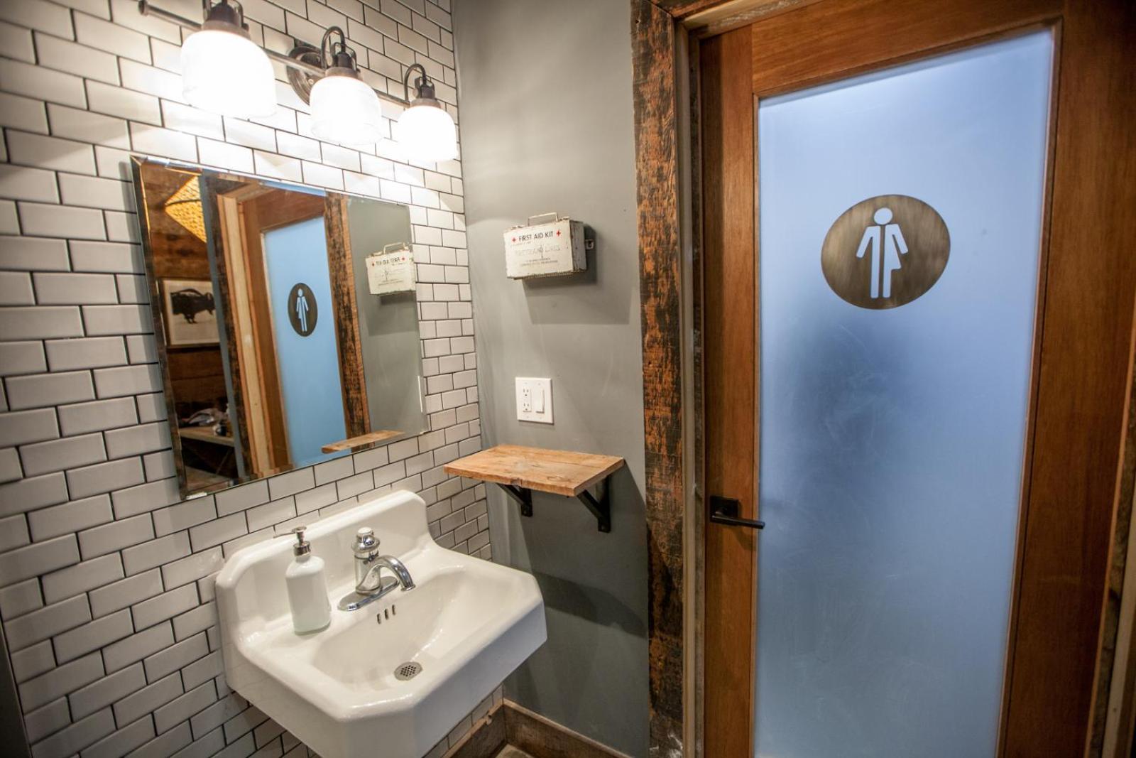 Podshare East Hollywood Hostel Los Angeles Exterior photo