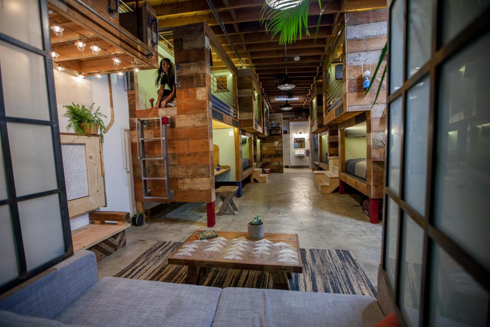 Podshare East Hollywood Hostel Los Angeles Exterior photo